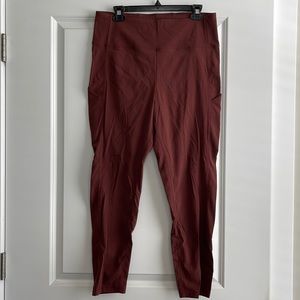 Athleta Trekkie Hybrid Crop Tight